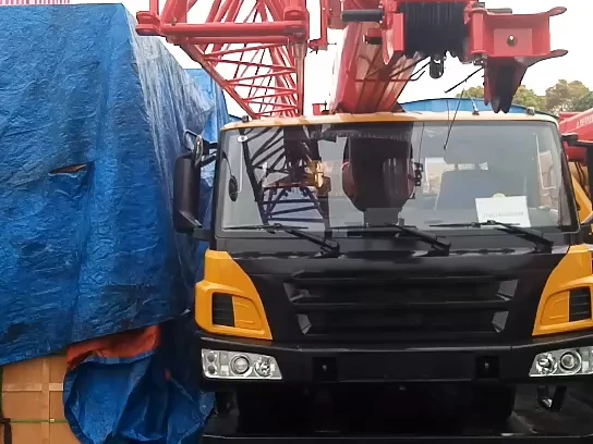 Гидравлический автокран 12ton STC120C с телескопической стрелой для продажи