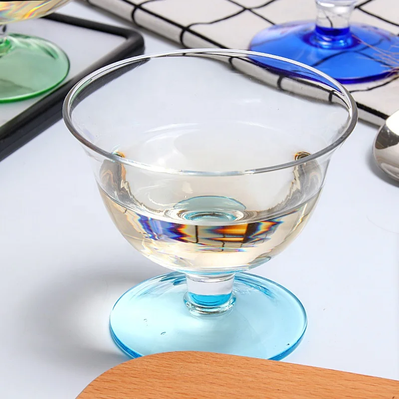 Transparent Dessert Ice Cream Glass Cake Bowl for Household Sundae Glass with High Foot