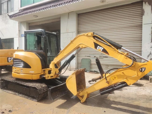 Machinery used mini excavators CAT303 with low hours and good quality hot sale in Canada