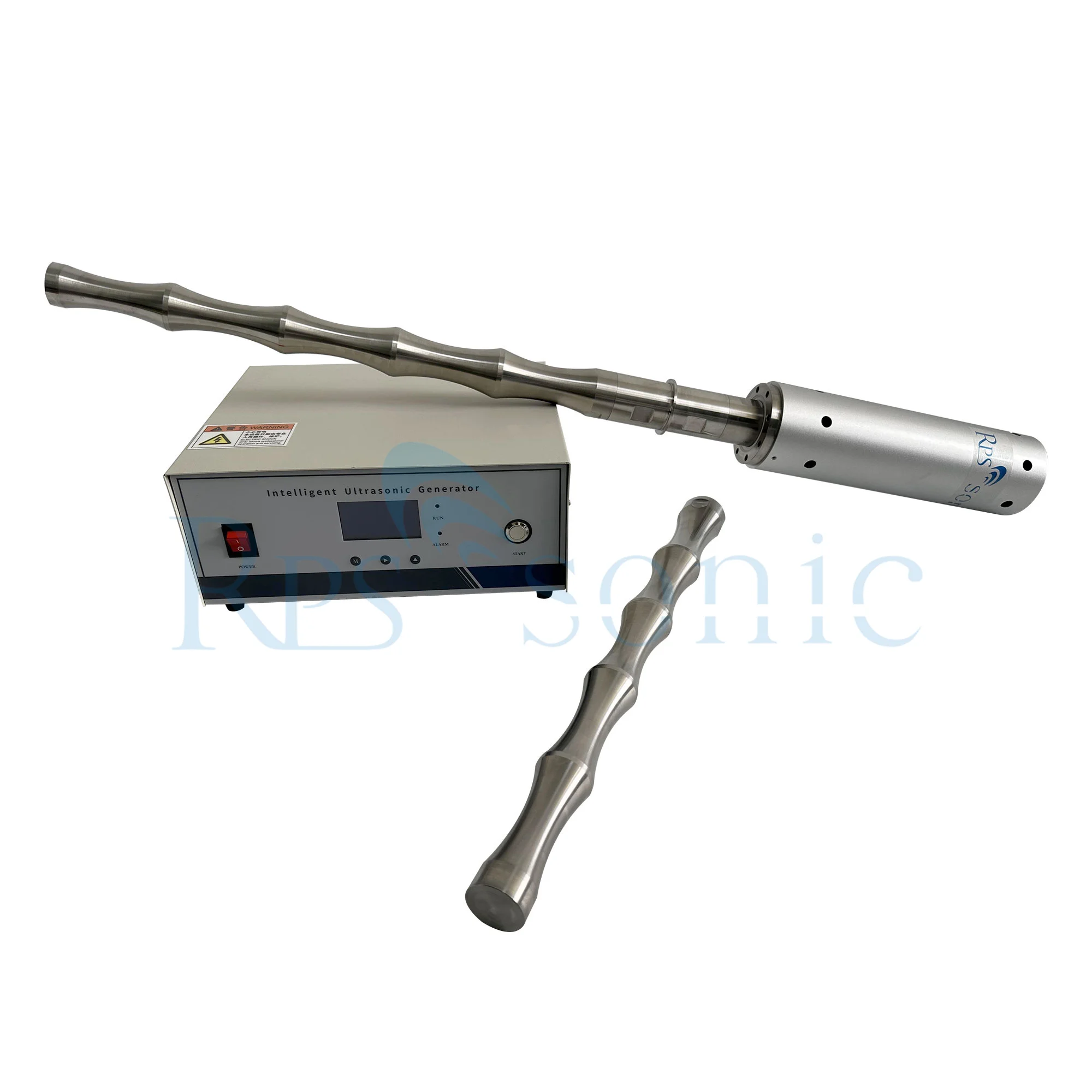 Customized ultrasonic horn for ultrasonic homogenizer with detachable tip and screws