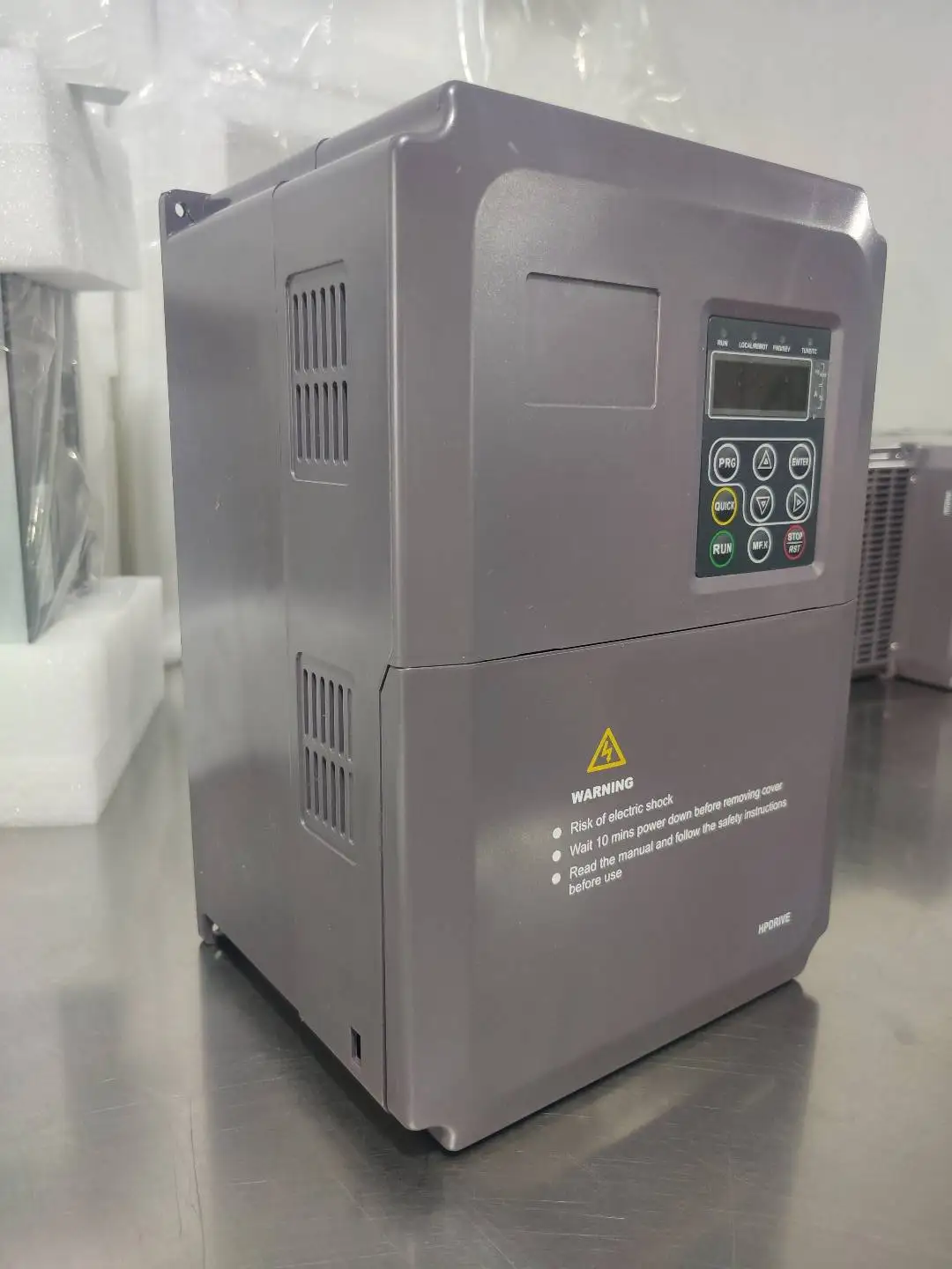 High Quality Factory Wholesale 4KW ME320LN Close Loop Elevator Drive Lift Inverter 3 phase 380V for Passenger Lift Asansor Part