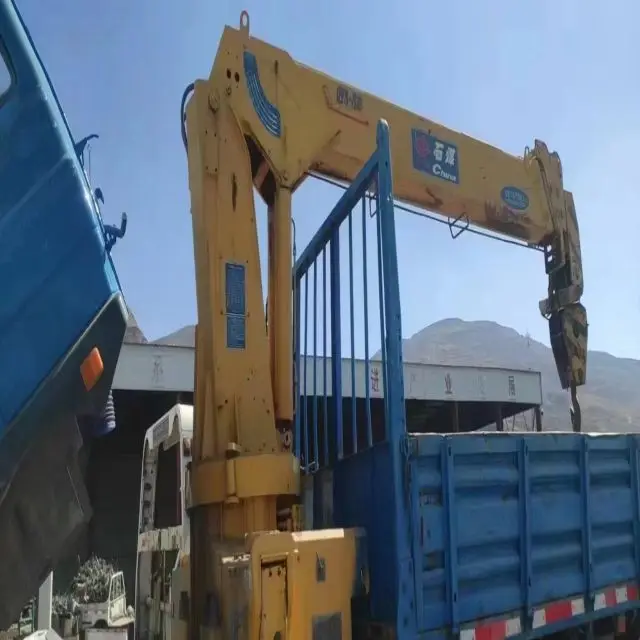 Brand used spot 10 tons 12 tons at a low price along with the car crane fly jib