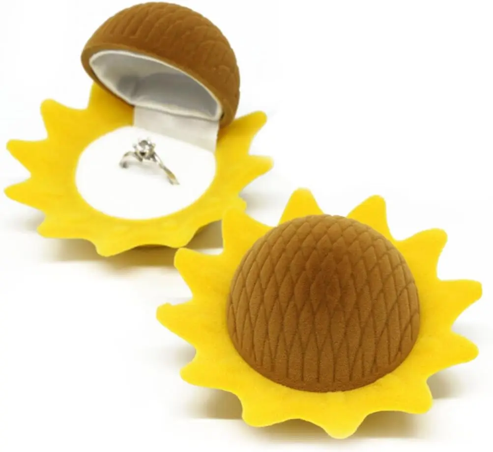 Wholesale Cute Jewelry Box 7.5CM * 7.5CM *4CM Flock Jewelry Box Packaging Sunflower Jewelry Box For Ring