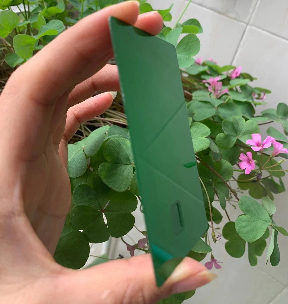 Custom 4442 Chip Metal Card Green Metal Chip Cards Standard Size 85.5 mm 54mm Metal Business Card Blank for Laser Engraving