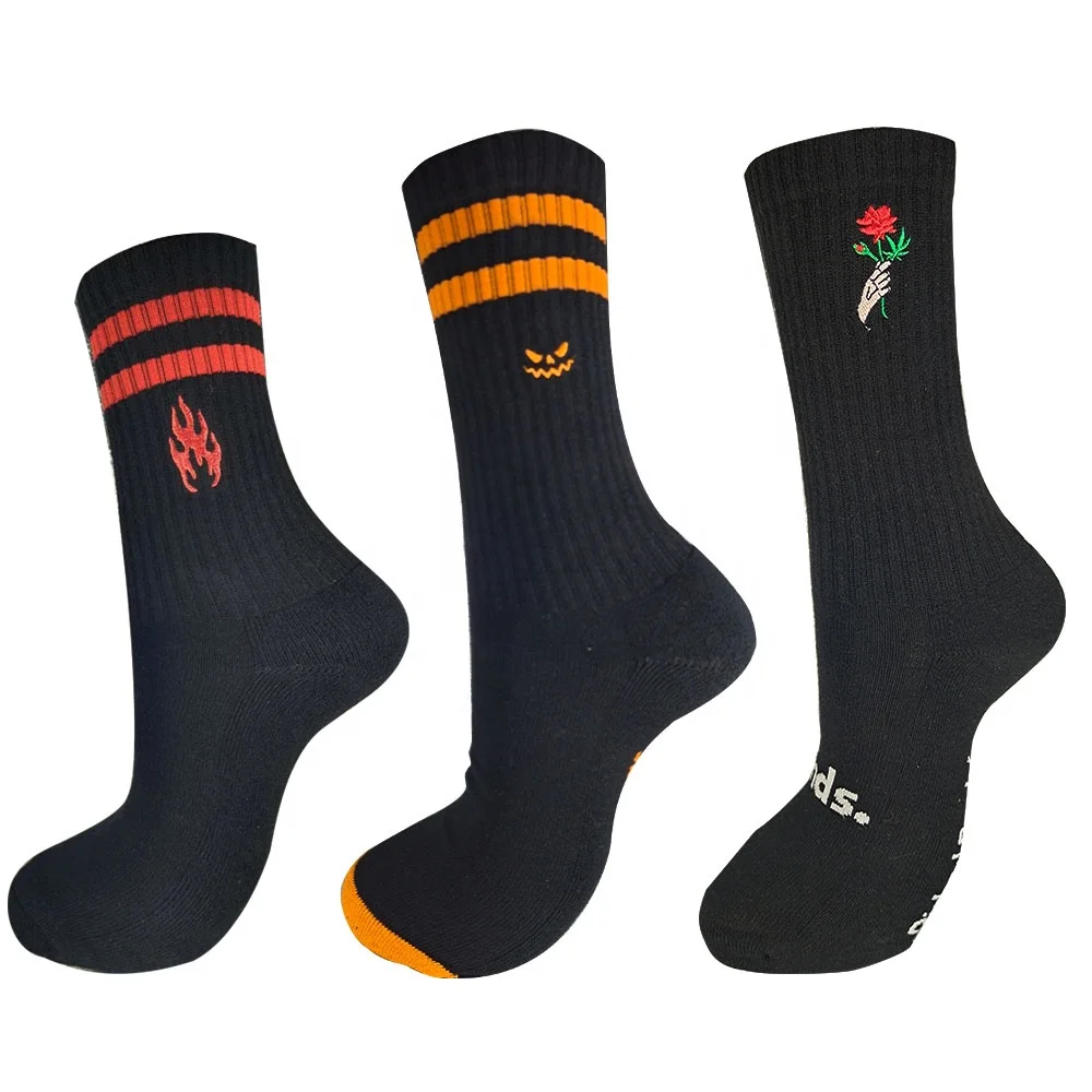 Фабрика OEM оптовая вышивка жаккардовые носки с индивидуальным логотипом