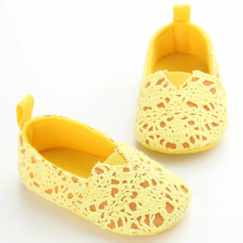 Slip-on design crochet  with 5colors soft sole wholesale baby girl shoes