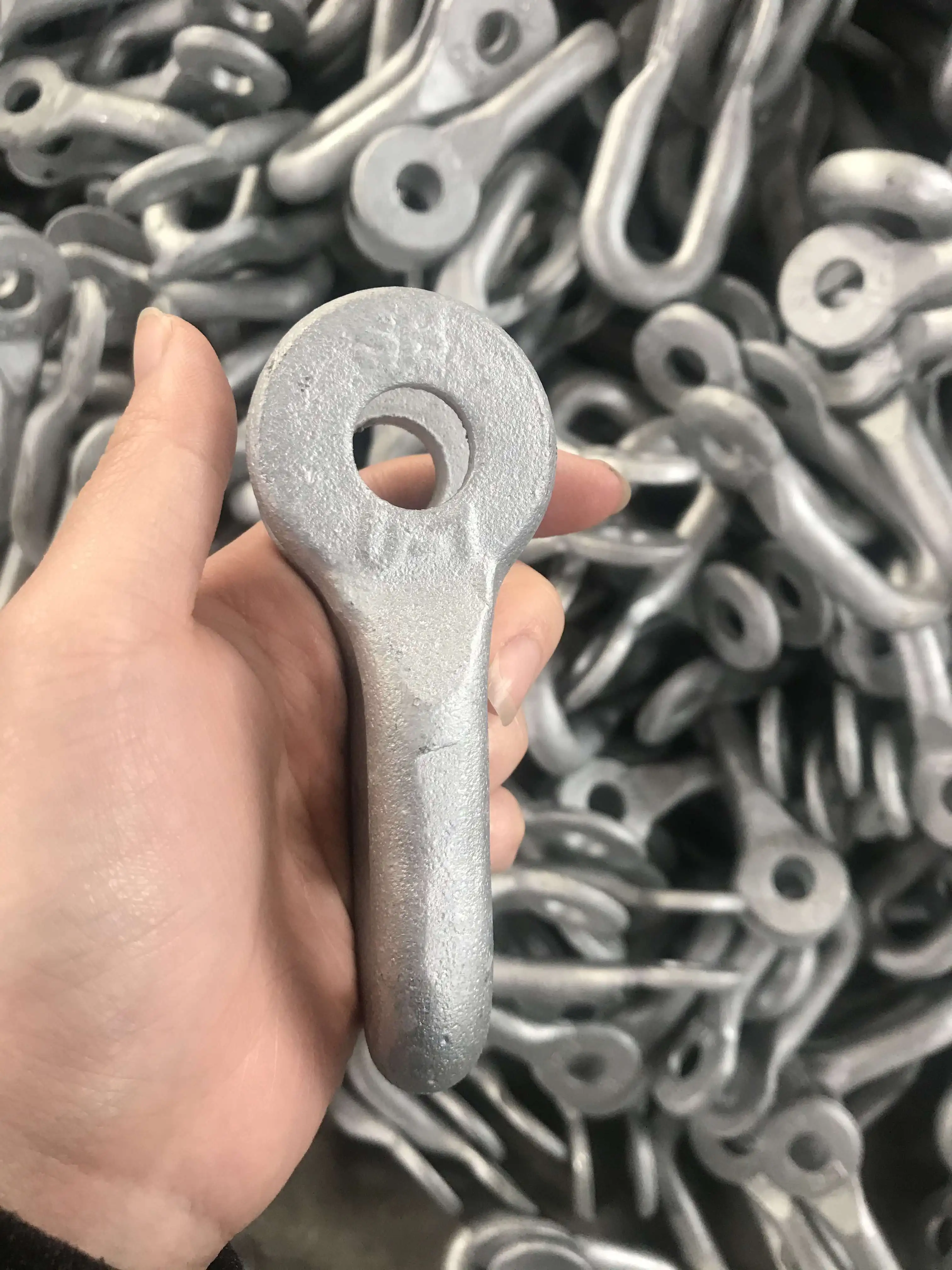 Горячеоцинкованная стальная полюсная линия, аксессуары, Якорная Скоба U-типа