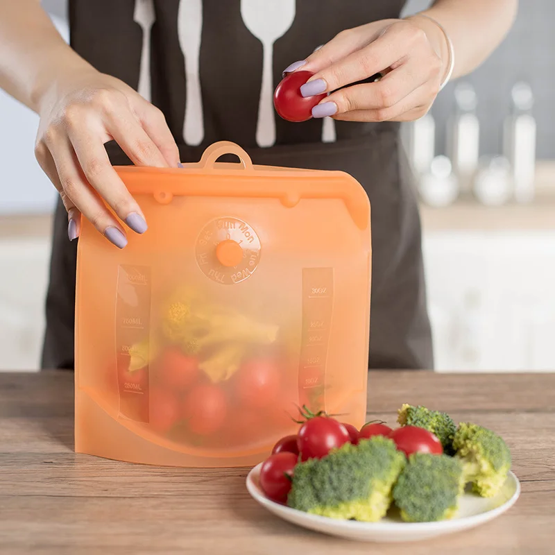 Newest Design BPA Free Food Storage Bags Vacuum Food Packaging Silicone Bags For Fruit Vegetable Storage