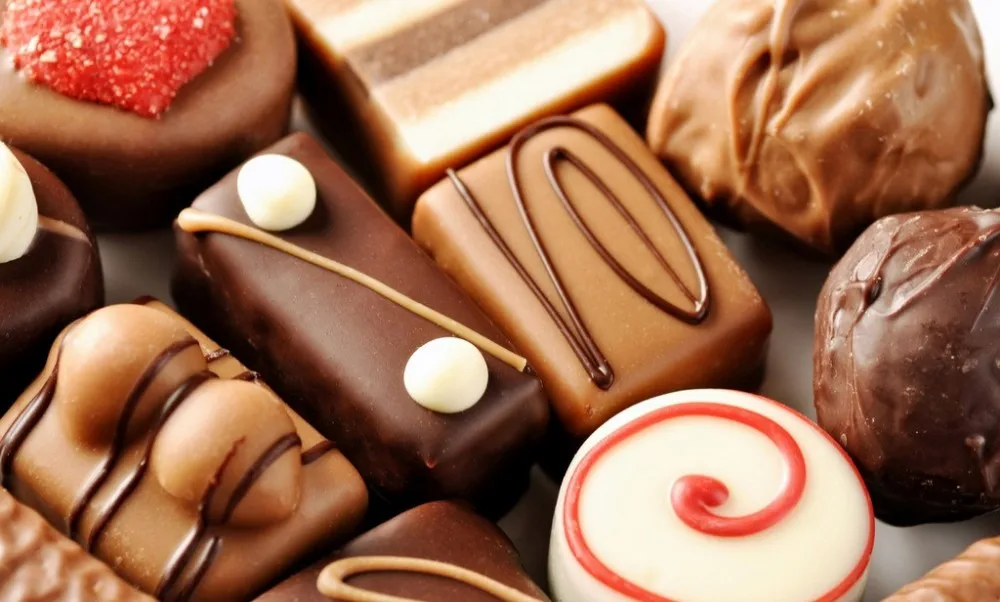 
15kg Capacity Chocolate Coating Machine Mini Food Grade Chocolate Enrobing Machine for Sale Europe 