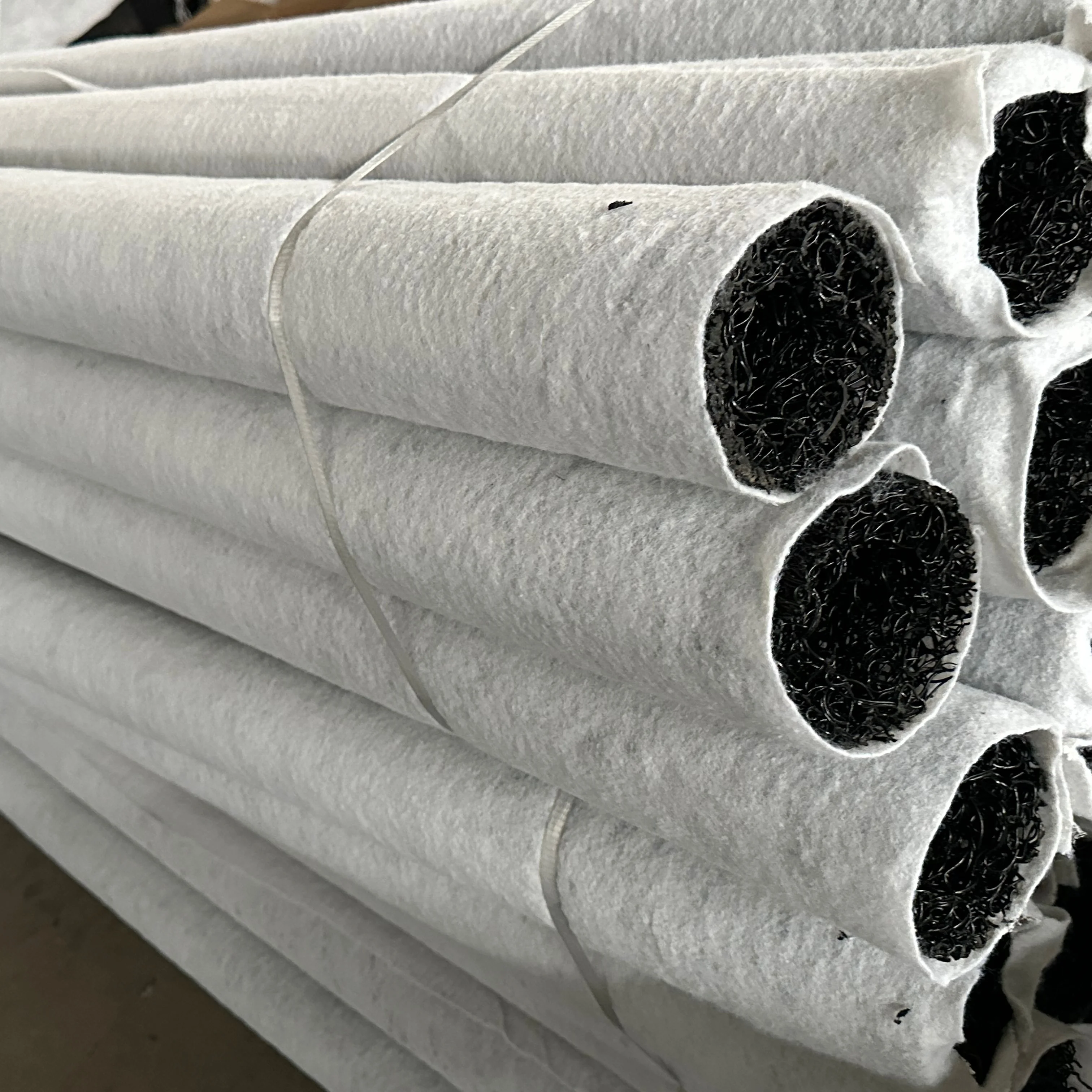 Black color HDPE plastic blind ditch for drainage water in Japan