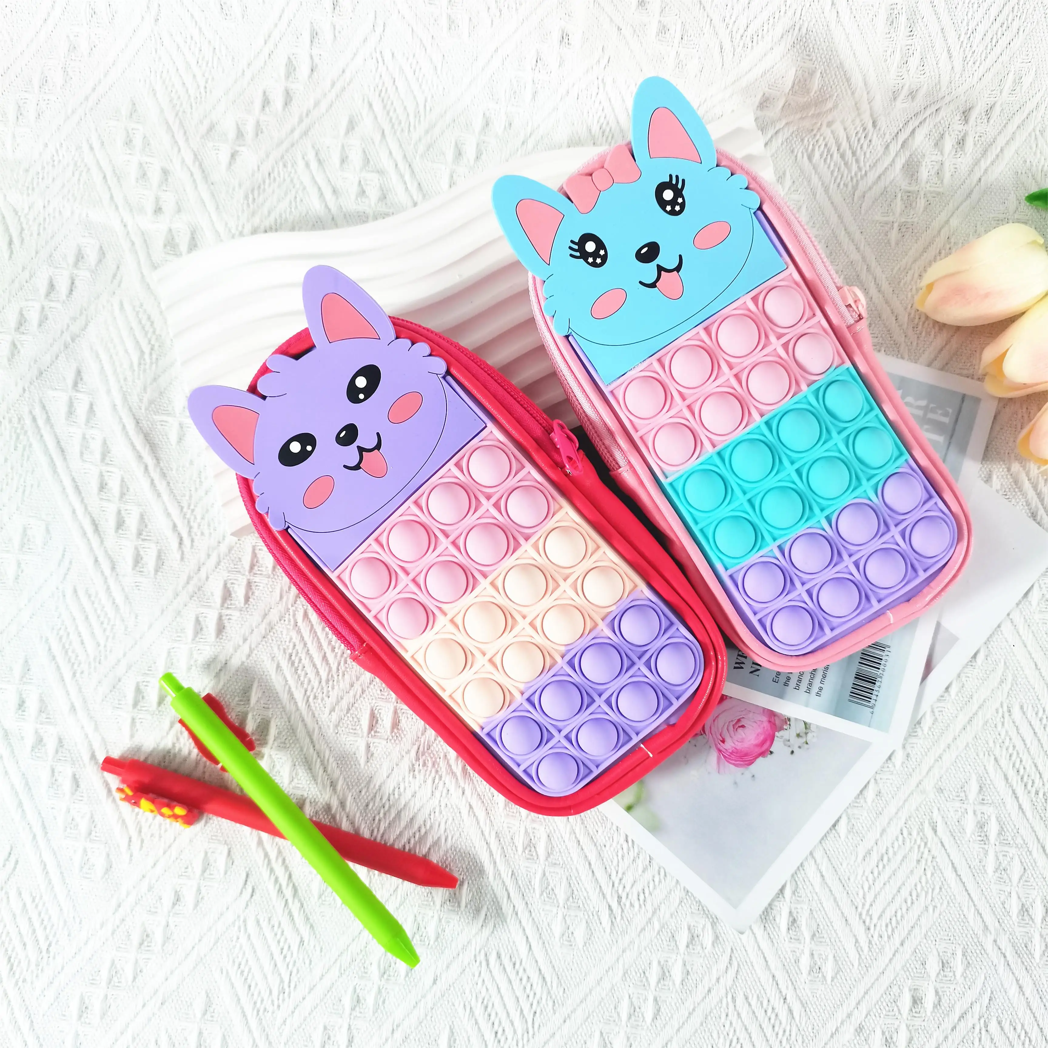 2022 new design colorful small  Fidget toys big capacity pencil pen case  for office college schools