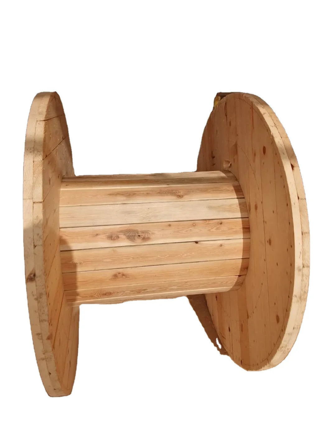 Пустые большие деревянные катушки для продажи