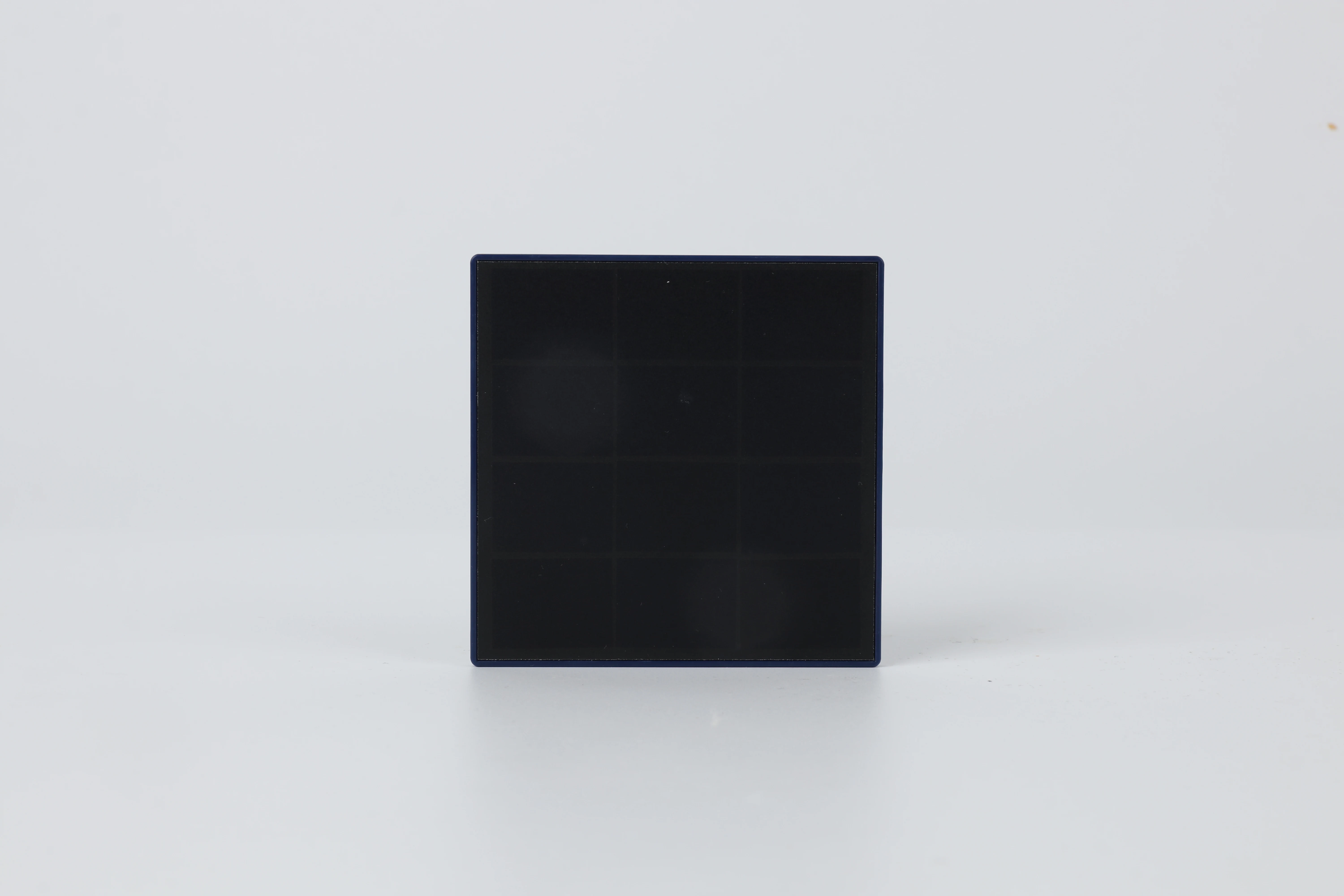 Quality Guaranteed Durable Portable Quick To Charge Combinable Solar Charger For Wholesale