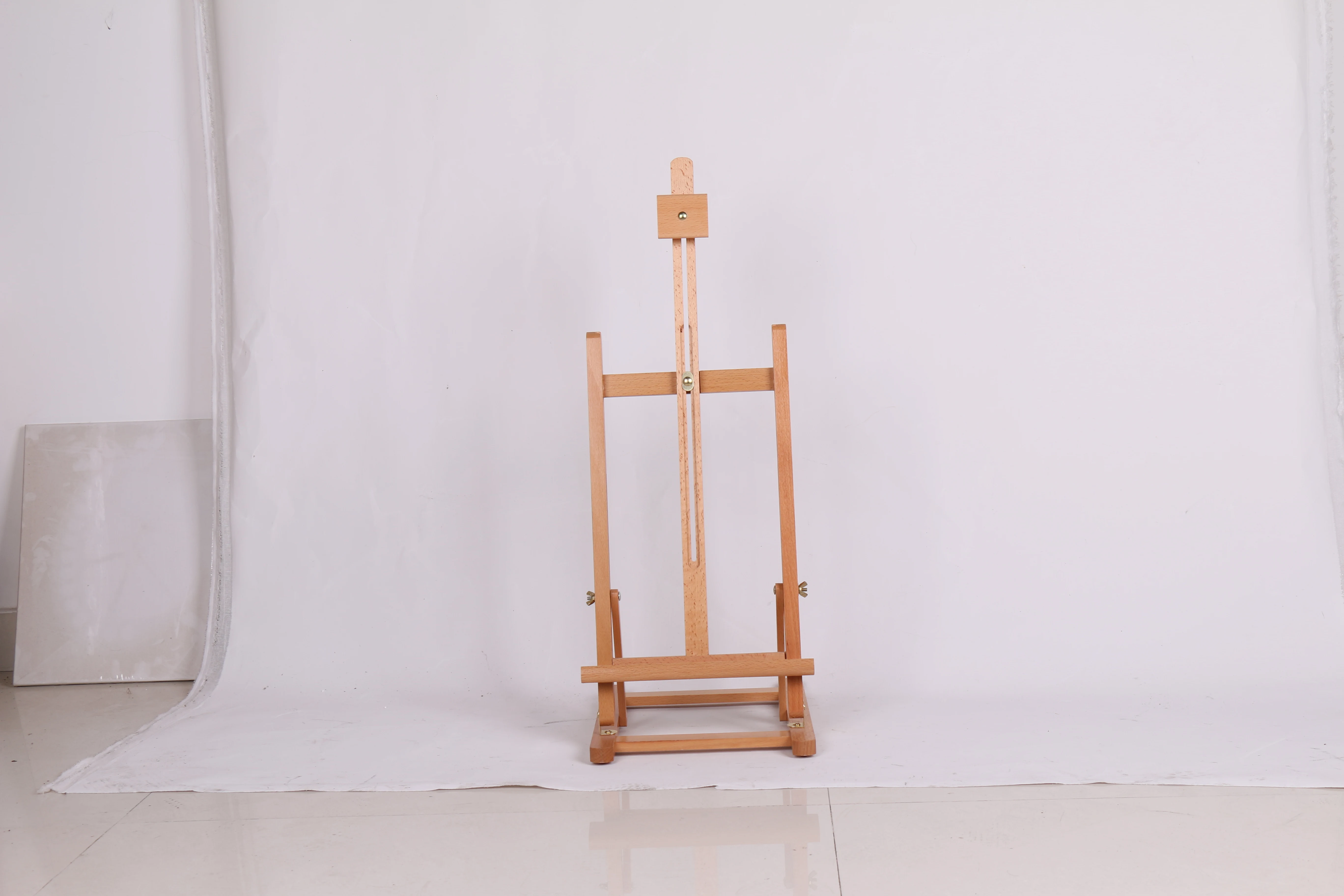 Best-selling Wooden Easel Beech Wood for sketching drawing and painting