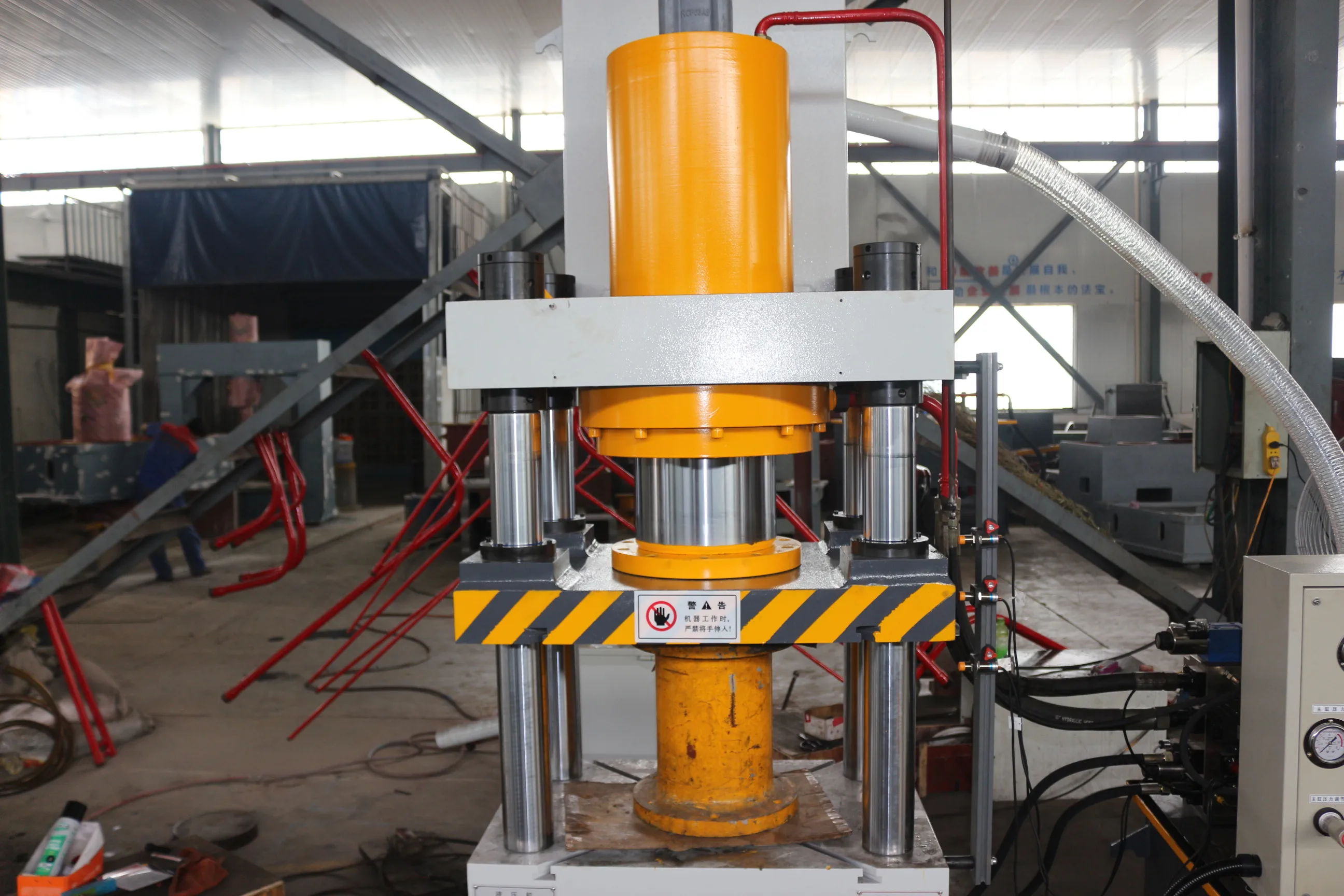 200 ton Metal Tile Making Machine Hydraulic Press Factory Price