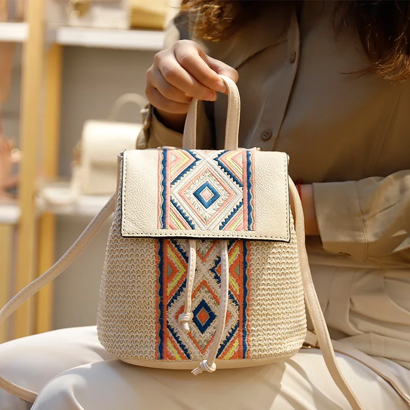 Large Capacity Cute Mini Backpack Women Mini Straw Beach Shoulder Bag Natural Straw Mini Backpack