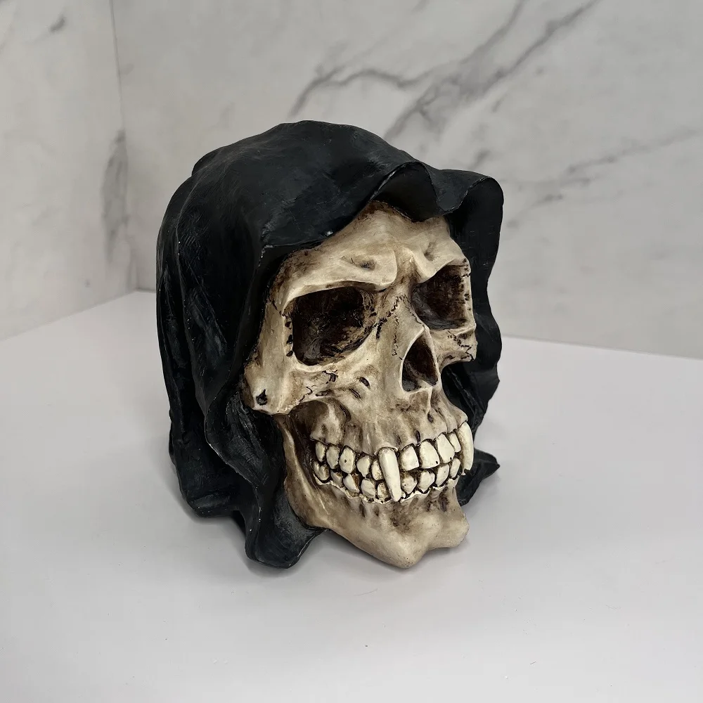 Gothic Skull Ornament Resin Crafted Wicca Sculpture Bronze Human Skull Coin Bank for Halloween Decorations and Gifts