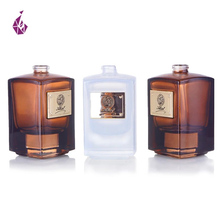 Customized cosmetic packaging bottle glass perfume bottles with spray