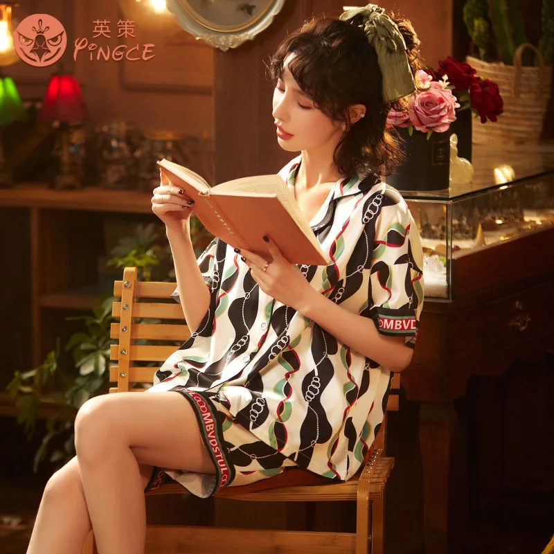 Женская пижама летняя тонкая свободная с мультяшным принтом букв из ледяного шелка повседневная одежда большого размера с лацканами Домашняя одежда из двух предметов одежда для сна