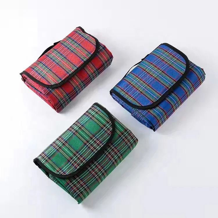 Outdoor Camping Mat Beach Rest Picnic Mat Folding Moisture Proof Camping Pad Sleeping Blanket Waterproof Park Mat