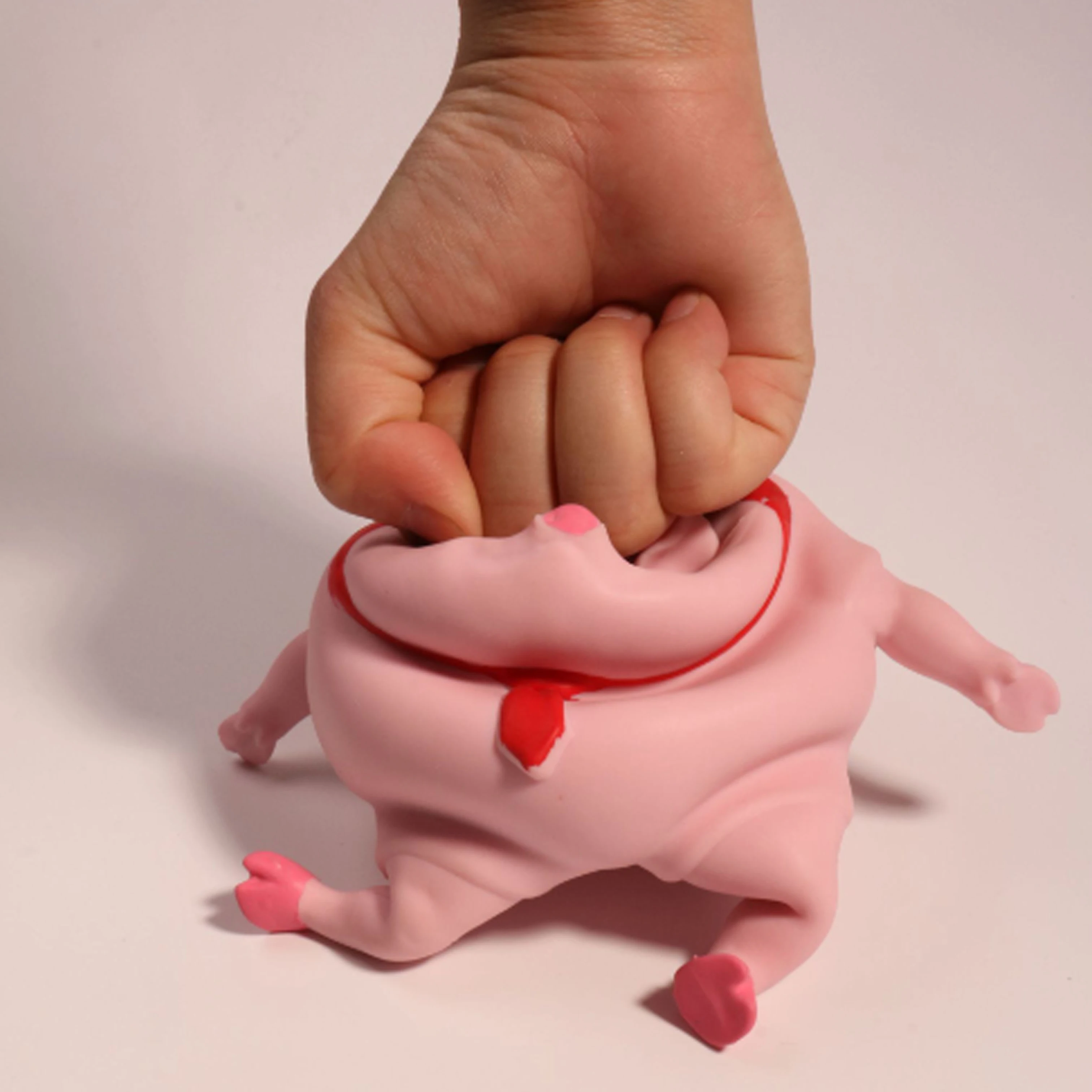Modern Latest Custom-Made Novelty Small Decompression Pig Soft Squeeze Stress Ball For Hand Exercise