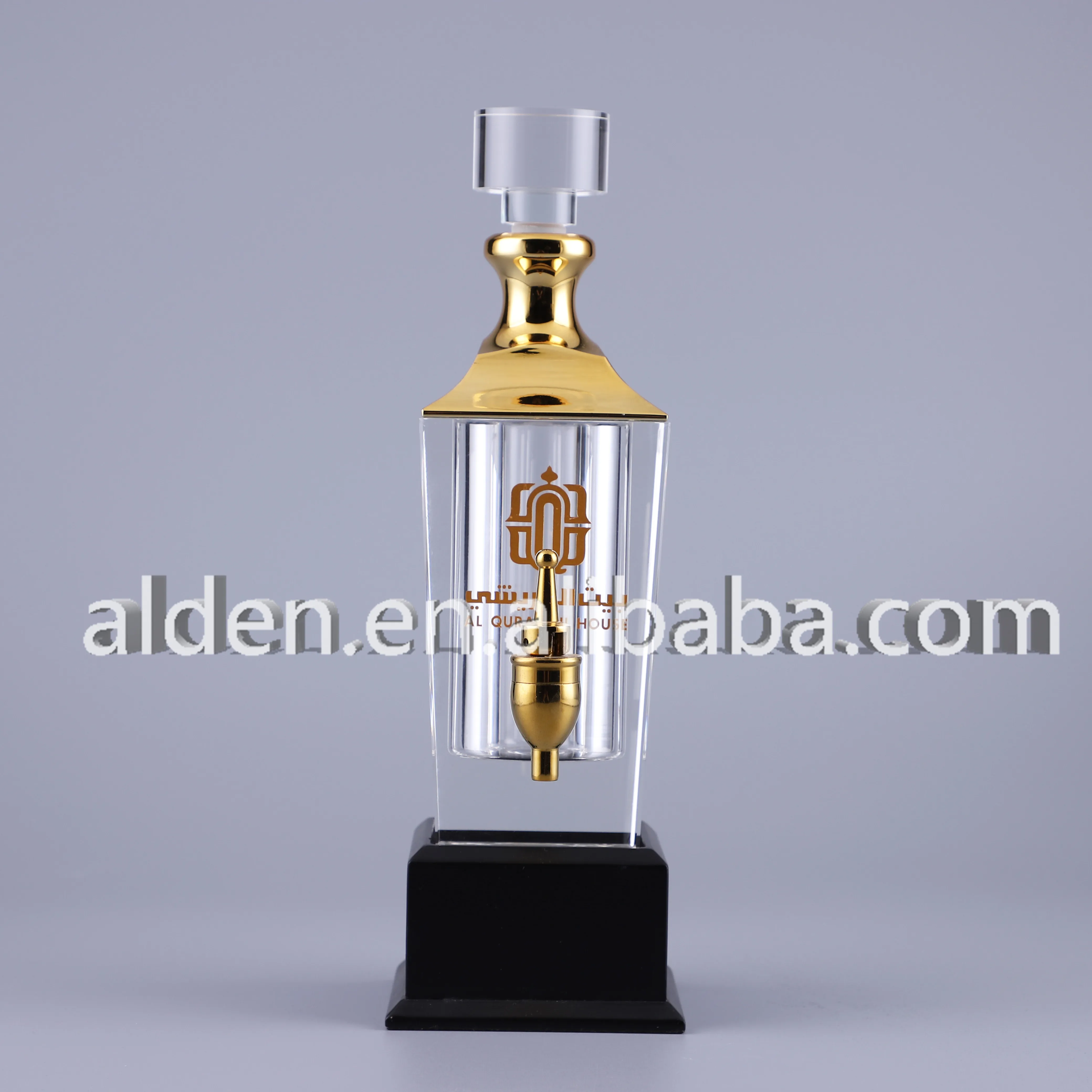 
300ML Hot Sale Glass Display Bottle Dubai Perfume Oil Retail Decanter Glass Bottle With Copper Tap 