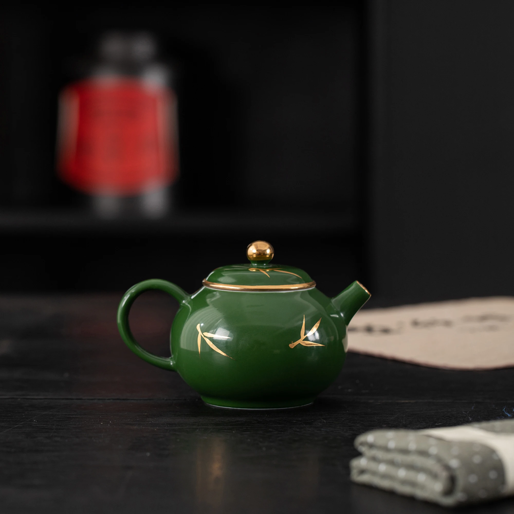 Luxury  ceramic gold rim coffee teapot set chinese tea set  teacup set