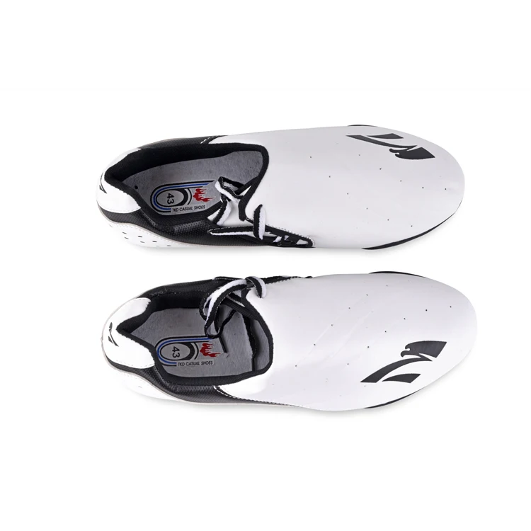Ridge pattern design non-slip taekwondo shoes