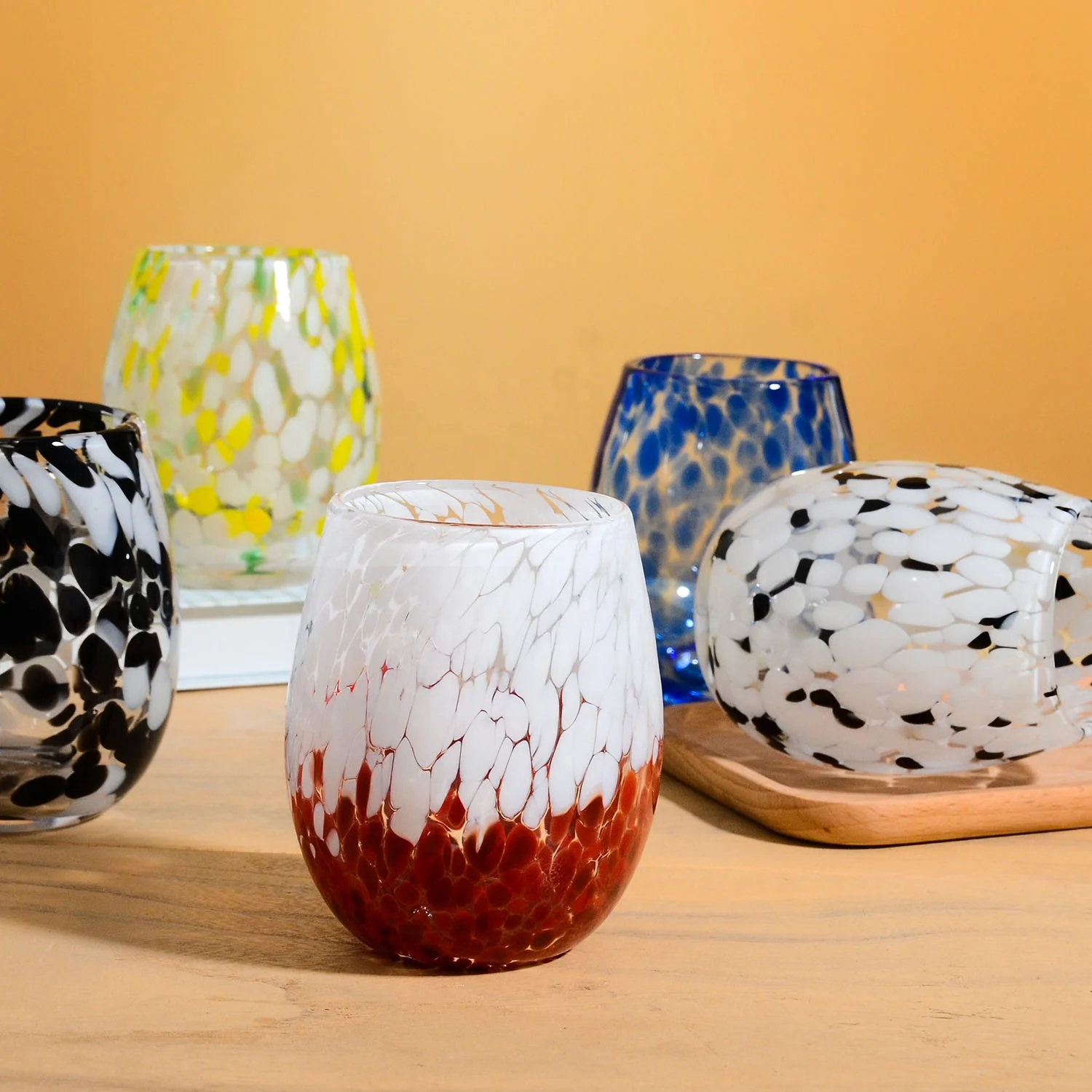 Samlife Unique Decorative Colorful Dots Drinking Juice Glass 255ml 9oz 16 oz Blue Black Recycled Stemless Wine Glasses