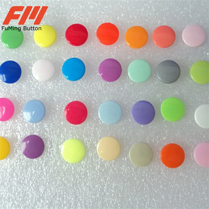 Plastic snap button for baby clothes