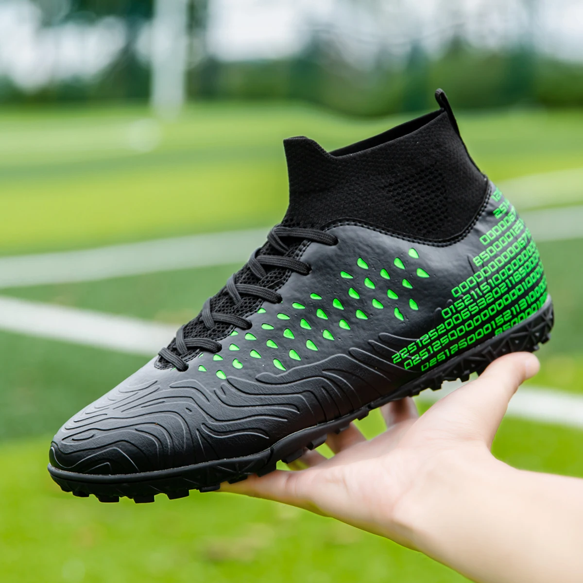 High quality factory customized hot selling long nail broken nail anti slip football shoes customized football shoes popular