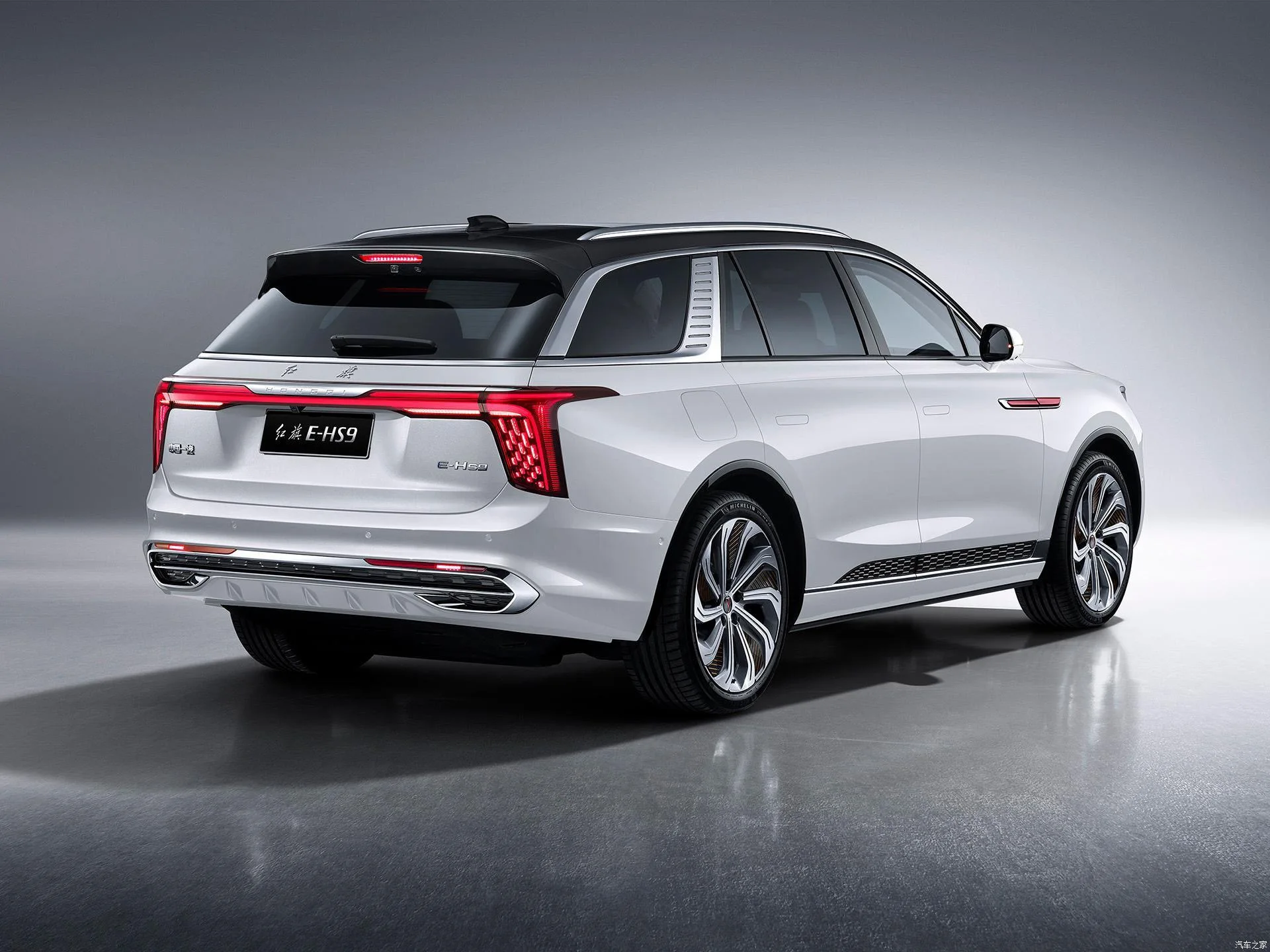 2022 2021used car China super-large SUV Hongqi E-HS9 Luxury large SUV electric vehicles are selling like hot cakes.