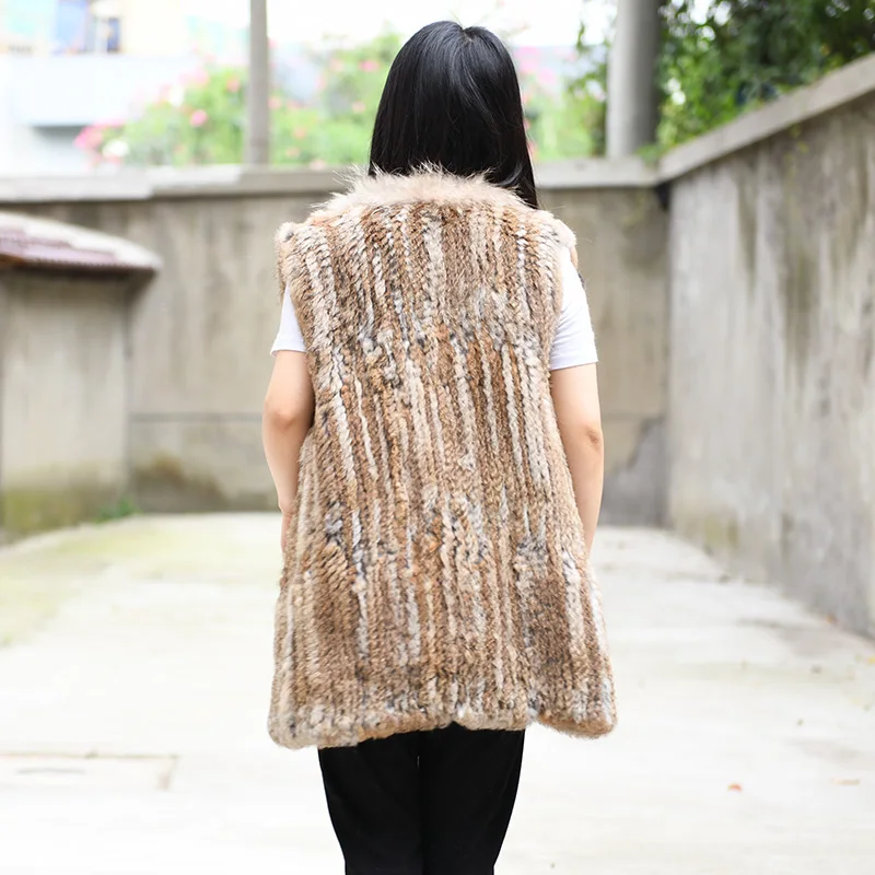 CX-G-B-76B Classic Hand Knit Fur Vest for Women Real Rabbit Fur Gilet Woman with Raccoon Around