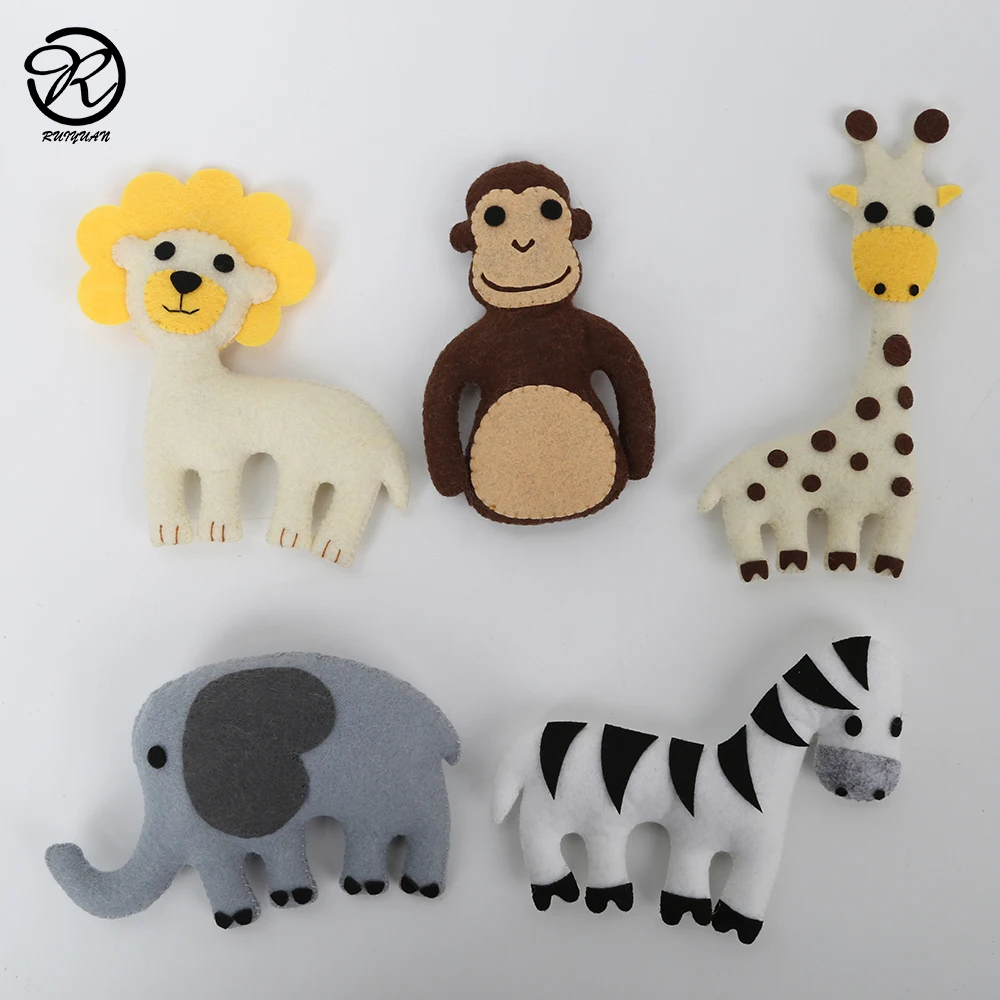 Customized designed Educational Felt Stuffed Animal Lion Monkey Handmade Felt Forest Animals Toy