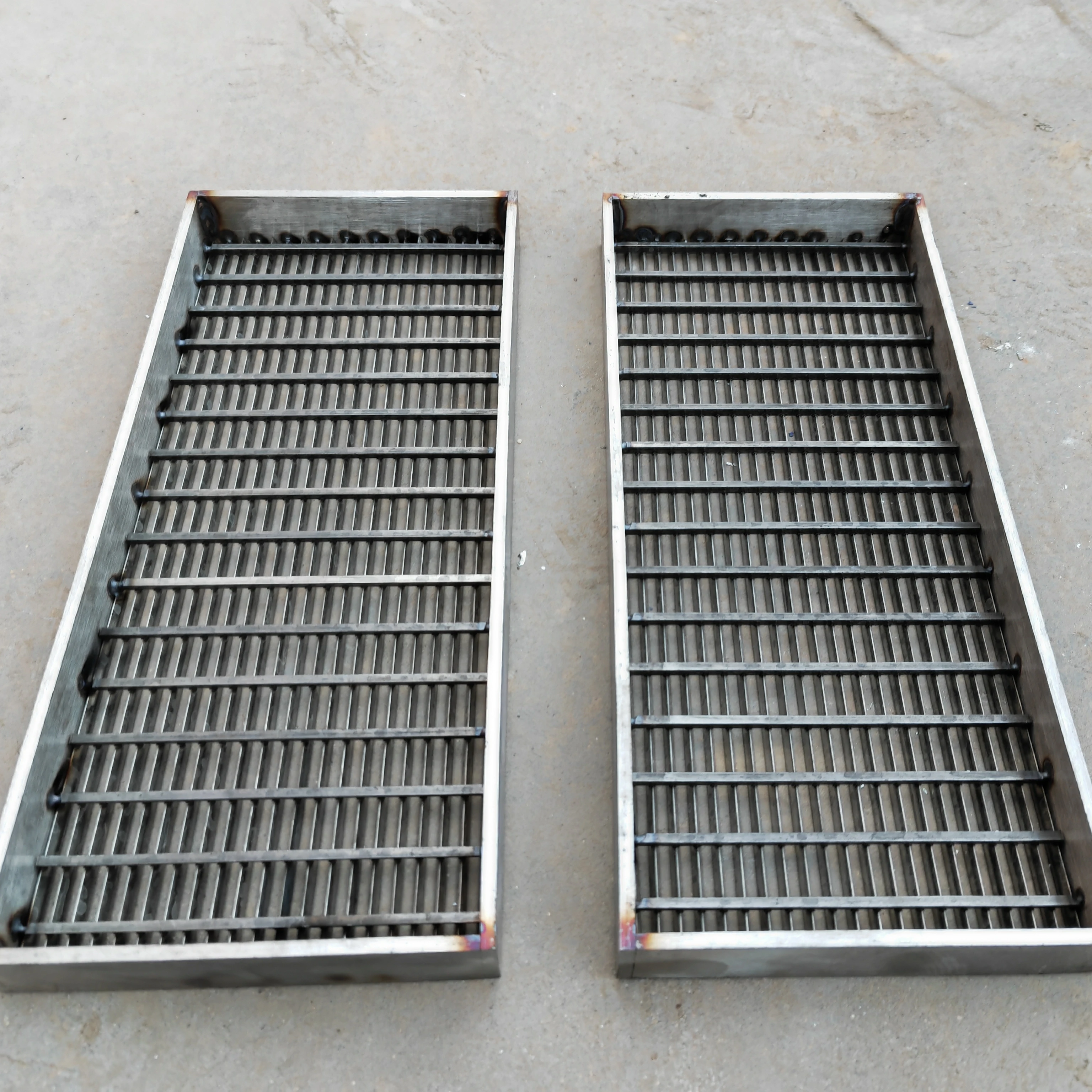 Factory Prices Professional Manufacturer Stainless Steel Decorative Mesh Floor Leakage For Partition