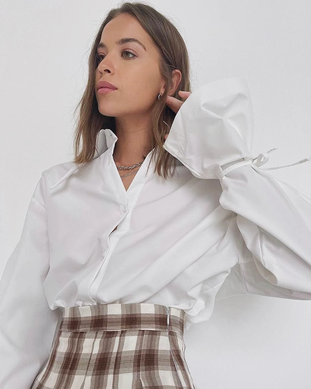 OOTN Female Loose Autumn Work Casual Korean Turn-Down Collar Long Sleeve Lace Up Shirt  Elegant White  Shirts for Women