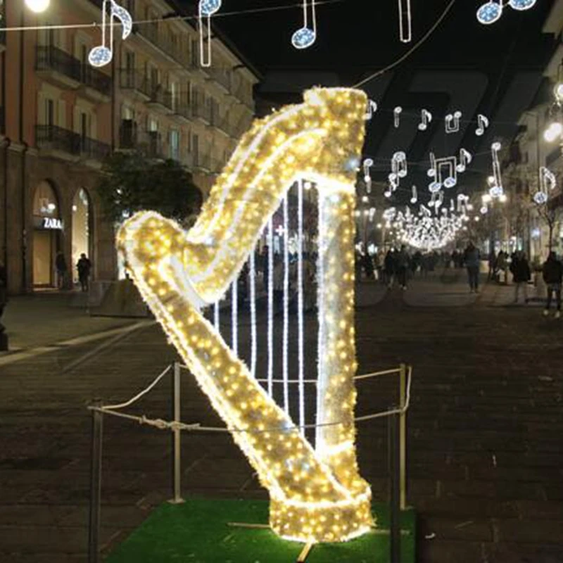 Недорогие сани с летающим северным оленем 2022 музыкальные созвездия замки рождественской деревней декор со светодиодной подсветкой