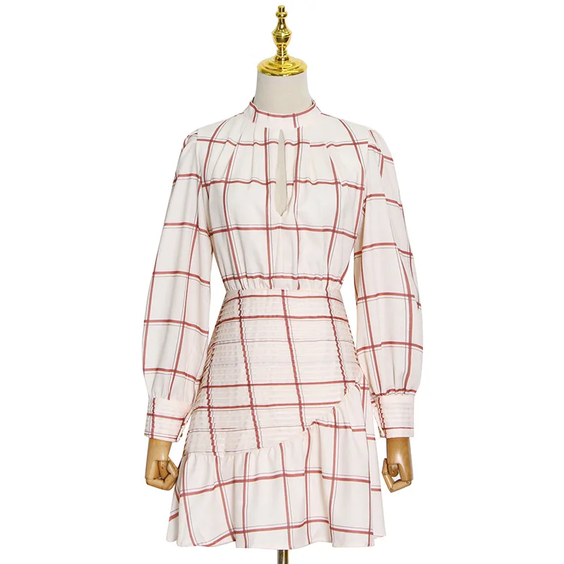 Модное короткое осеннее клетчатое платье, новинка 2021, маленькое платье с воротником-стойкой, простым принтом и окрашиванием, тонкое платье с запахом на бедрах