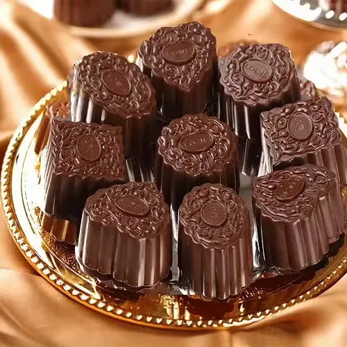 Multifunctional chocolate depositing machine for chocolate