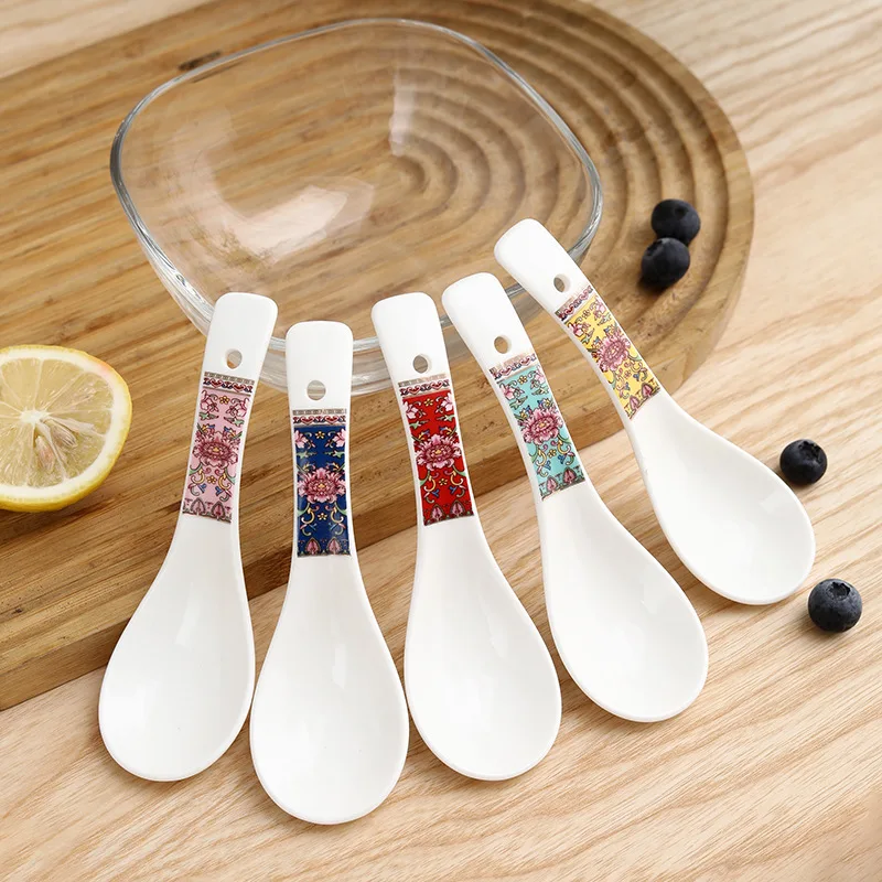 Retro Chinese Long Handle Ceramic Soup Spoon Rice Spoon for Home Hotel Restaurant Party Wedding Serving Ladles
