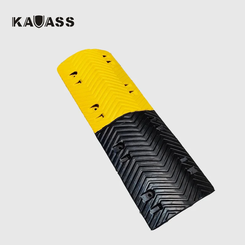 39.5*14*3.15inch Heavy Duty 1 Channel Rubber Traffic Road Street Cable Protector