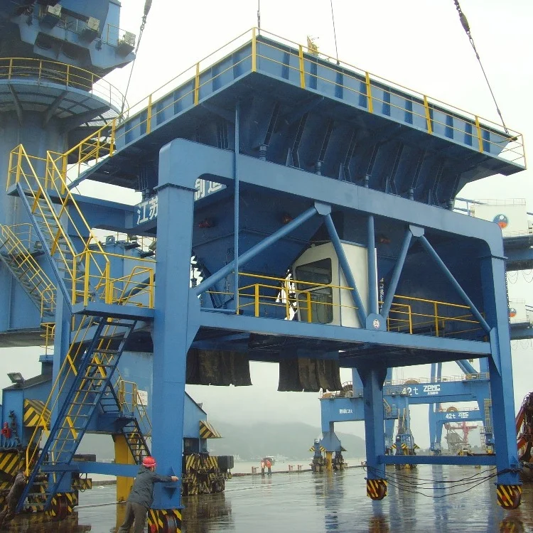 Dust-Trap mobile Hopper for Port Unloading Bulk Cargo