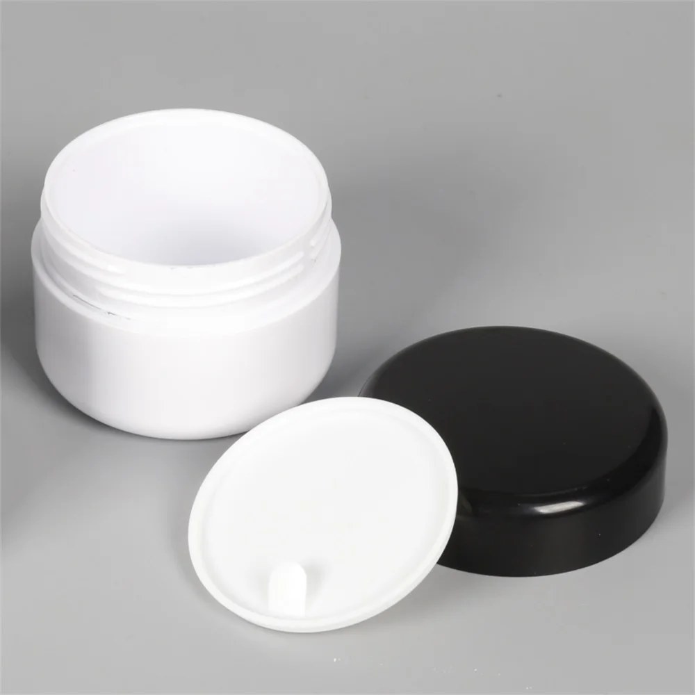 New plastic container packaging jar with spoon lip balm body butter container skin care cream lid scrub cosmetic plastic jar