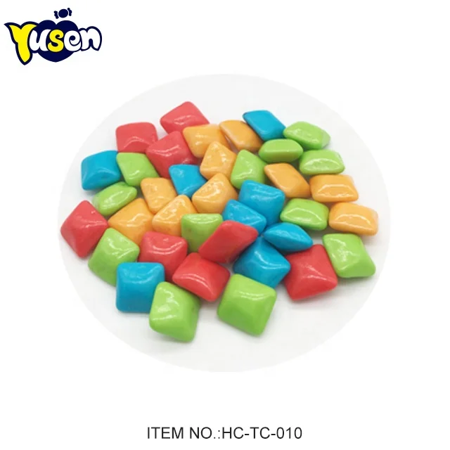 Wholesale New Item Mixed Fruit Flavor Bubble Gum Funny Cartoon Plastics Bottle Toy Candy