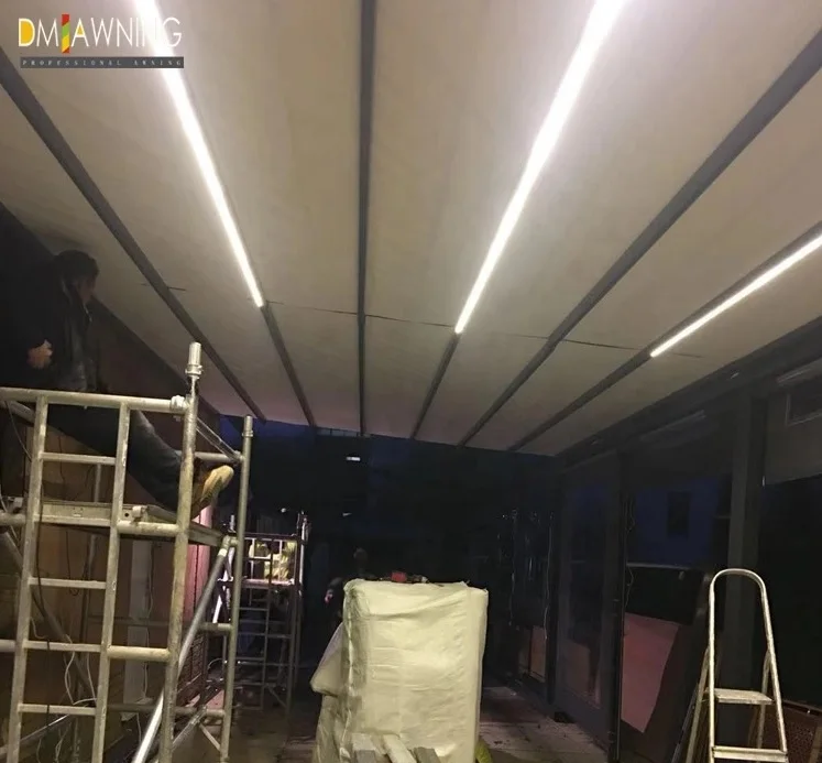 PVC Folding Retractable Roofs Architectural Retractable Pergolas