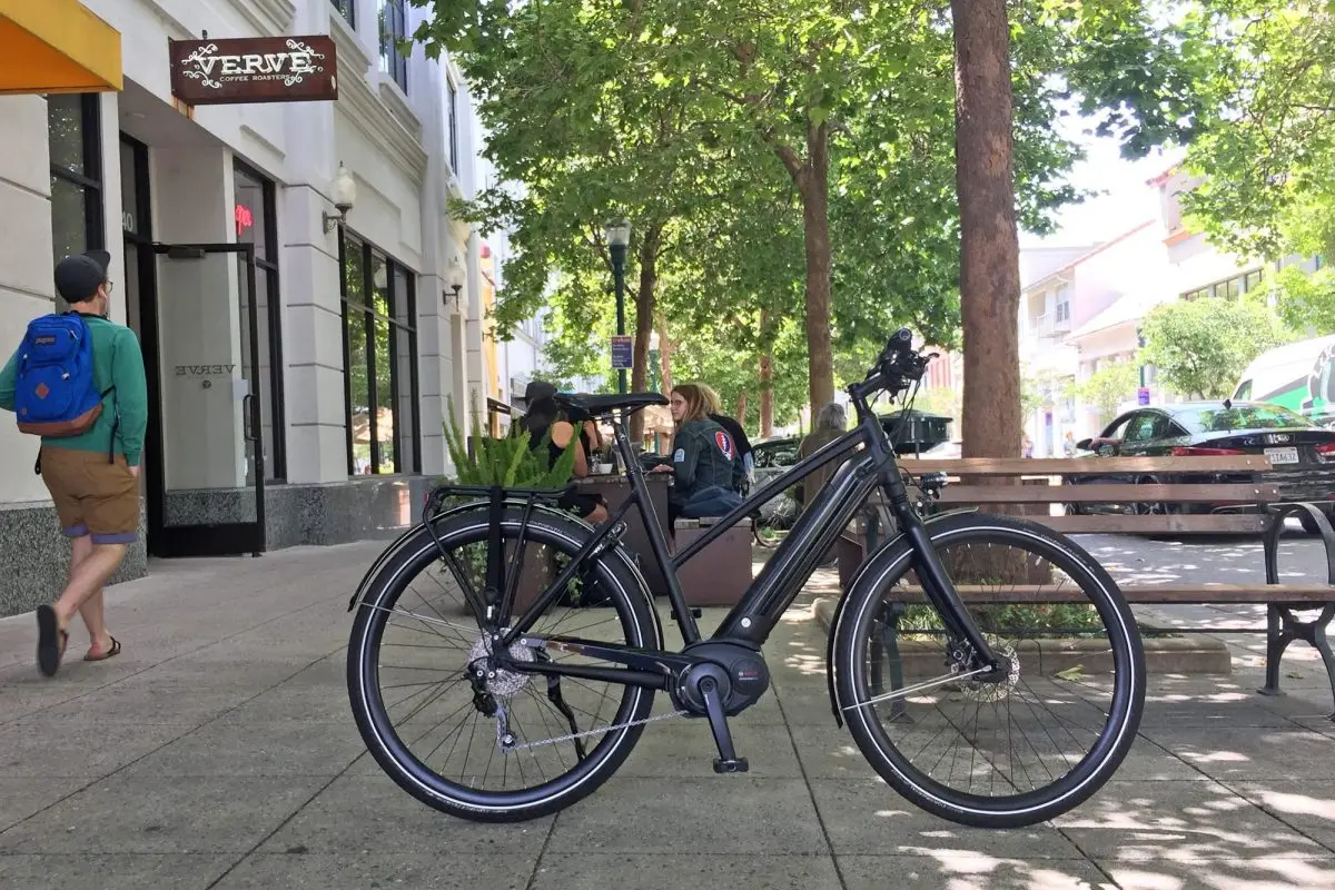 700C Middle Electric Motor Factory in China 250W 36V 17Ah Cheap Unisex City Electric Bicycle