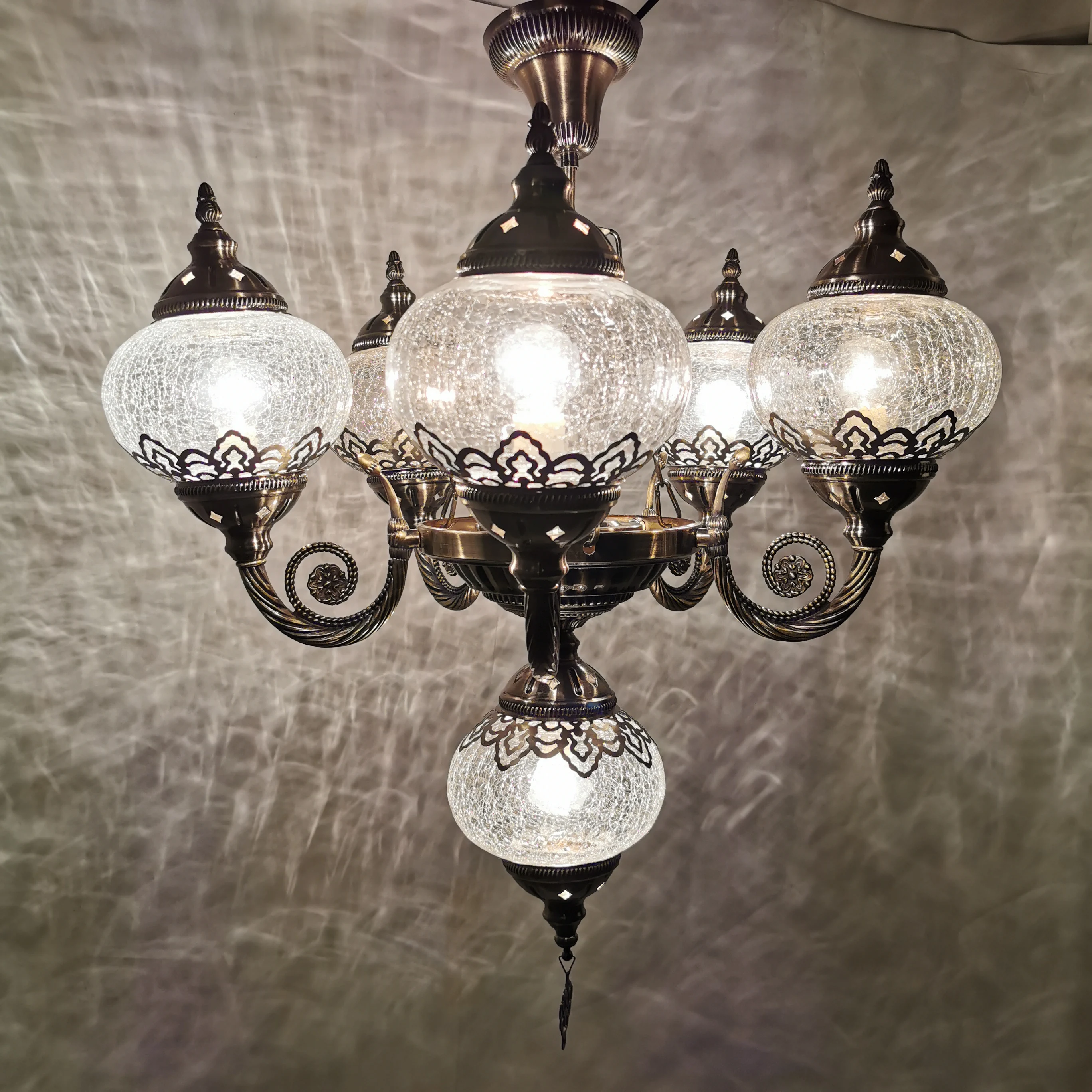 Tokin-lighting 2019 New Crystal Lamp Personality Creative Chandelier Hallway Bar Hotel Outdoor and Indoor Cracks 6 Chandeliers