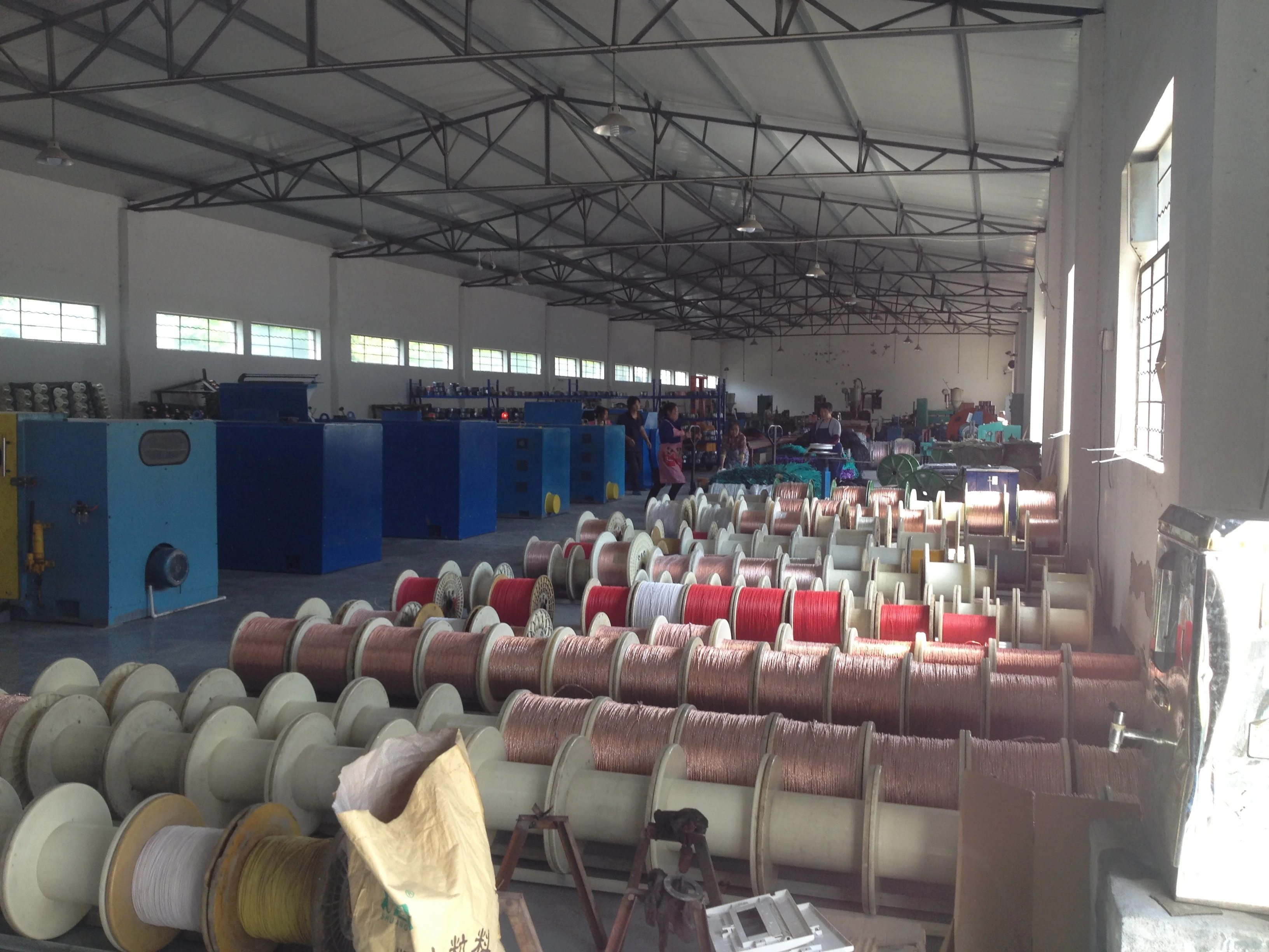 wholesale XD Round And Square Flexible Speaker Cable wire