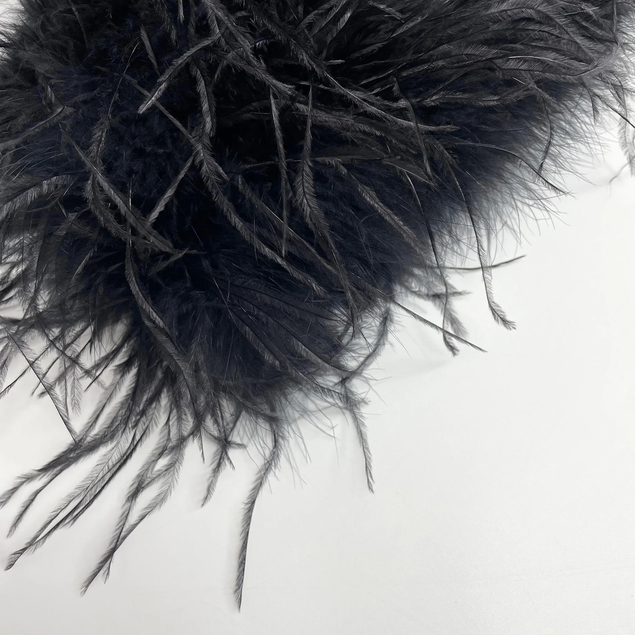 Wholesale Furry White Evening Short Feather Dress Summer Ladies Luxurious Fashion Ostrich Feather Top And Skirt Set