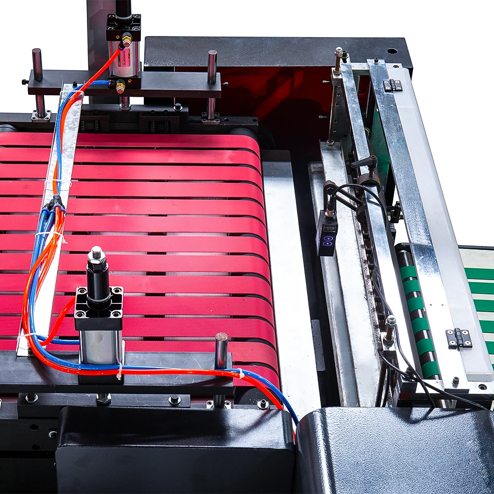 Automatic Laminated Air Bubble Film Courier Mailer Express Envelope Bag Making Machine